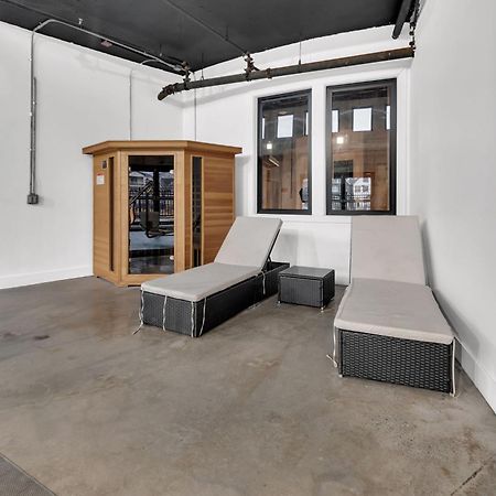 Royal Oasis Indoor Pool, Free Parking, Near Nyc Apartment Elizabeth Exterior photo
